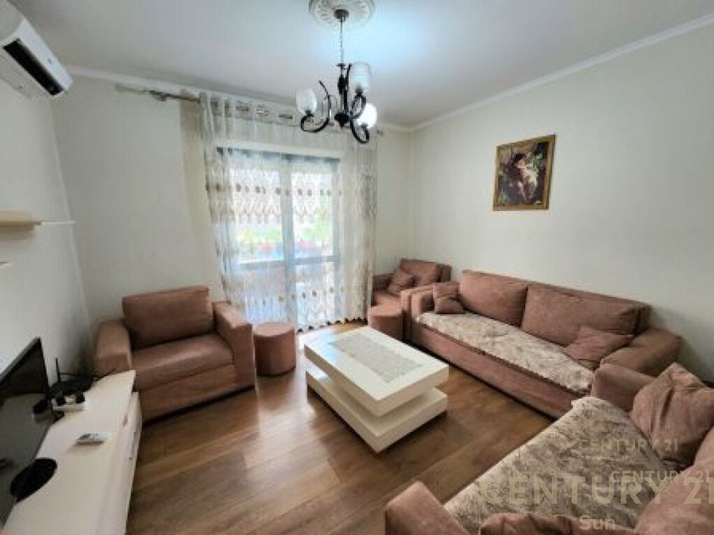 APARTAMENT 3+1+2 PER QIRA TE ZOGU I ZI.