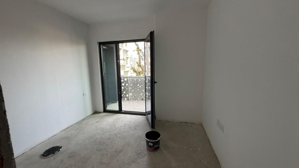 🏡 Shitet Apartament 1+1 – Corner Residence, Rruga e Kavajes