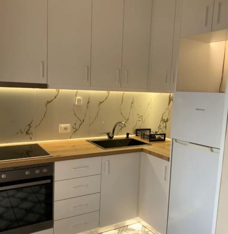 Qera | Apartament 1 + 1 |Pallati Me Shigjeta | 450 €/muaj