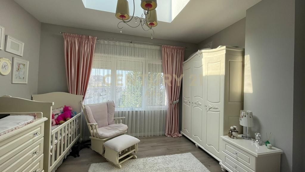 QIRA, VILË PREMIUM me PISHINE, REZIDENCA KODRA E DIELLIT 2‼️