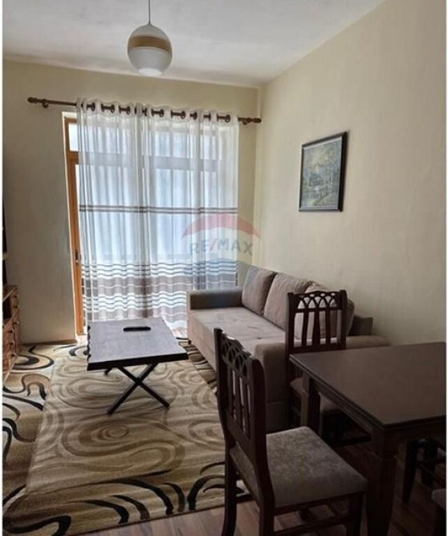 Apartament 1+1 me qera ne Bllok