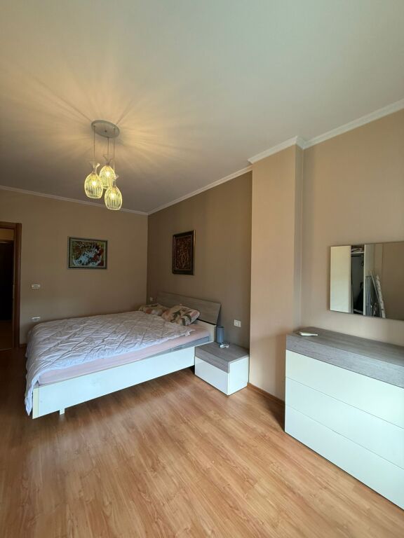 Apartament 1+1 per qera tek Liceu