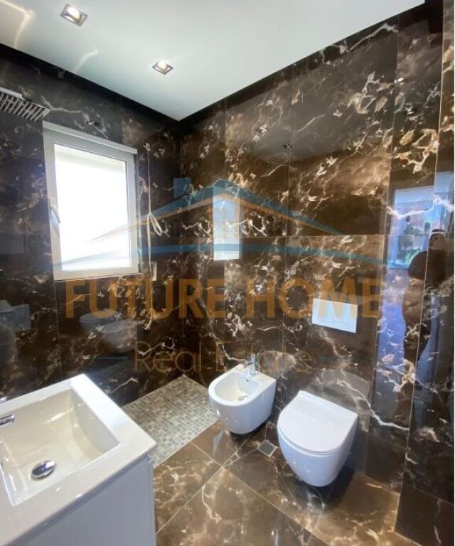 Shitet, Apartament 2+1+2, Kopshti Botanik