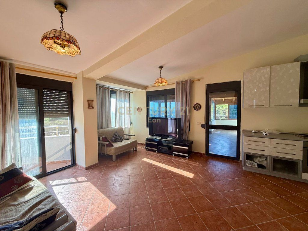 Shitet Papafingo me Pamje Deti, Golem - 160000€ !