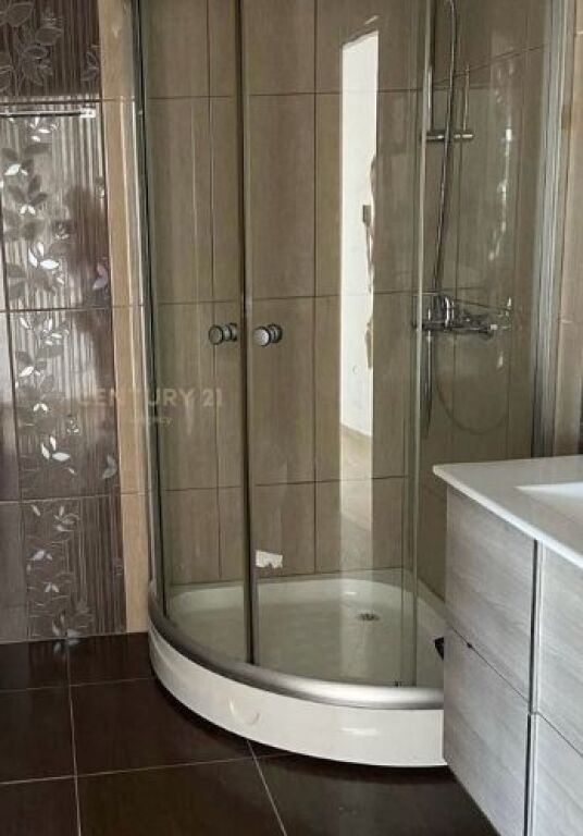 Shitet apartament 3+1+2 – hapësirë familjare dhe standard modern