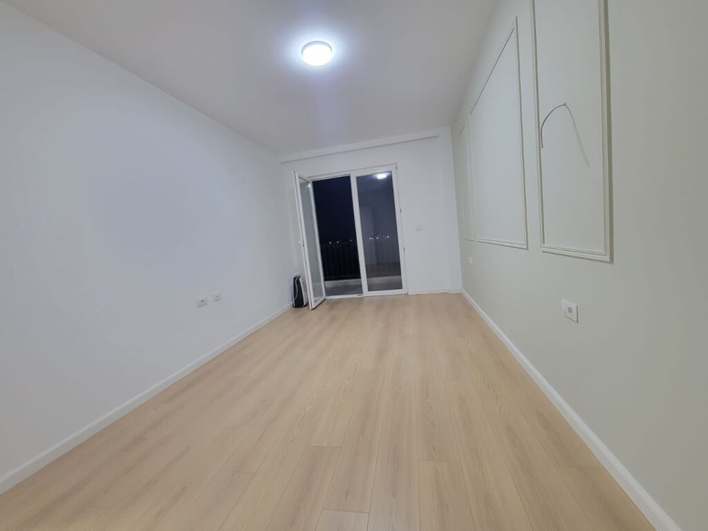 Apartament 2+1+Parkim me qera Kombinat