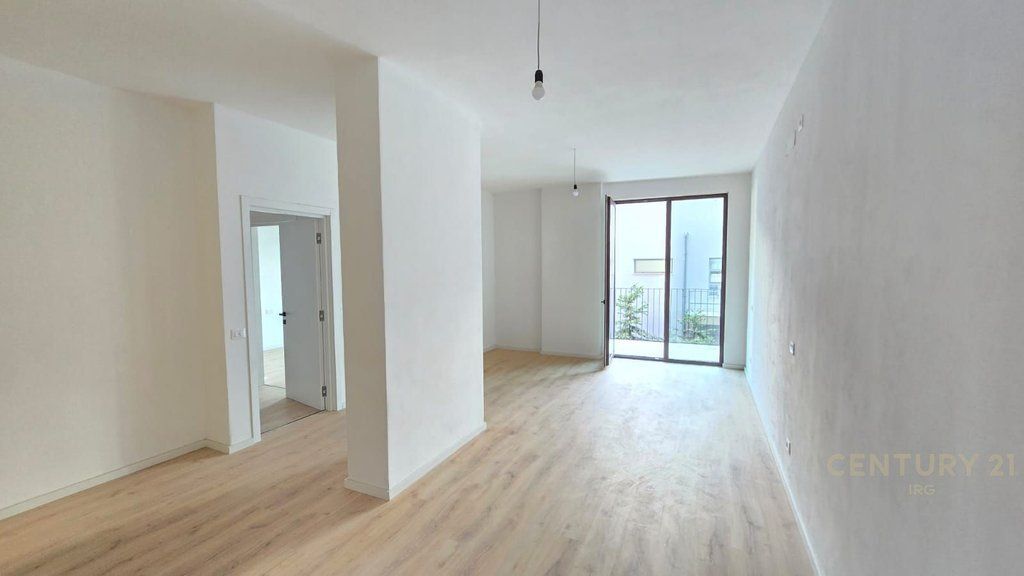 Jepet me qira 2+1+2 te Altana, Kompleksi Dinamo per zyre!