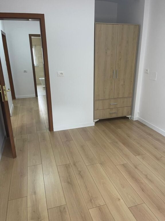 Apartment 2+1 for sale at 21 Dhjetori