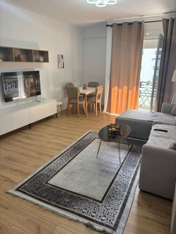 Apartament modern 2+1+2 me qera , Ish Paku