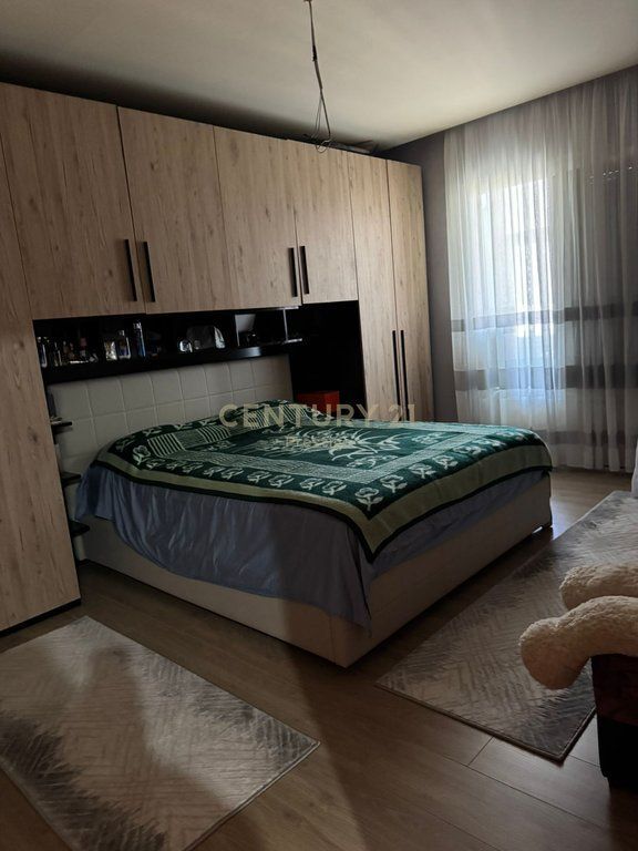 DUPLEX FOR SALE - MUHAMET GJOLLESHA STREET, AT THE 21 DECEMBER CROSSROAD, BEHIND SABAUDIN GABRANI SCHOOL!