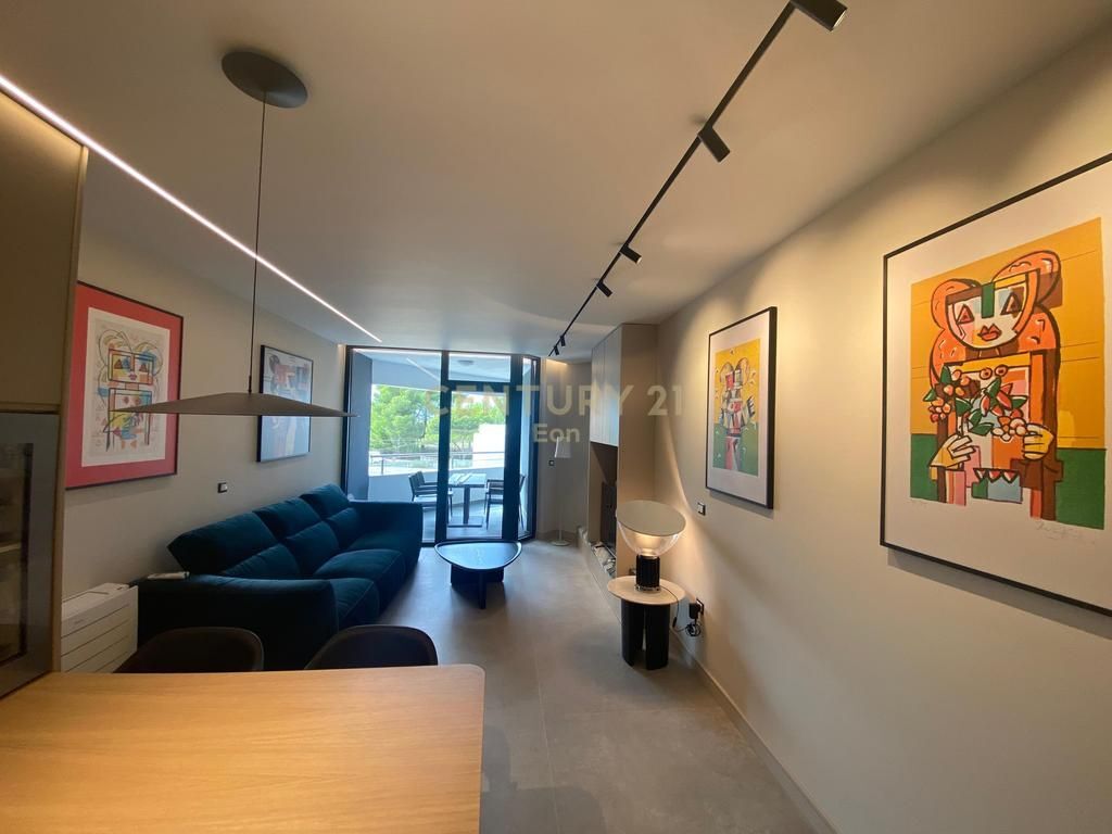 JEPET APARTAMENT 2+1+2T + POST PARKIMI, ME PAMJE DETI PER QERA TEK RESIDENCA "WHITE HILL"!!