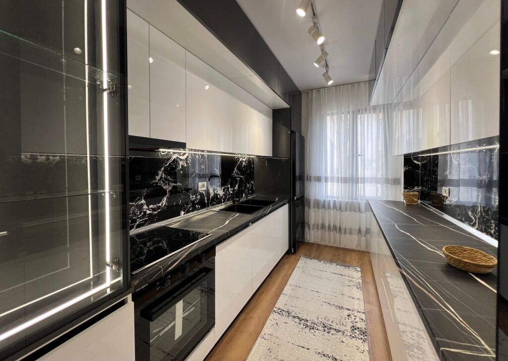 APARTAMENT 2+1+2 PER SHITJE TEK PALLATI ME SHIGJETA