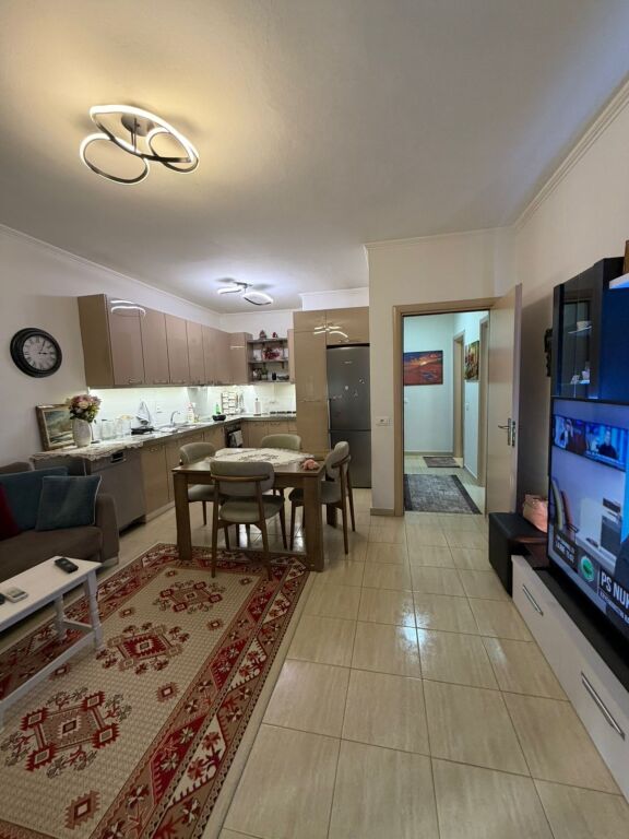 Apartament 2+1 per shitje prane Rez Kodra e Diellit!