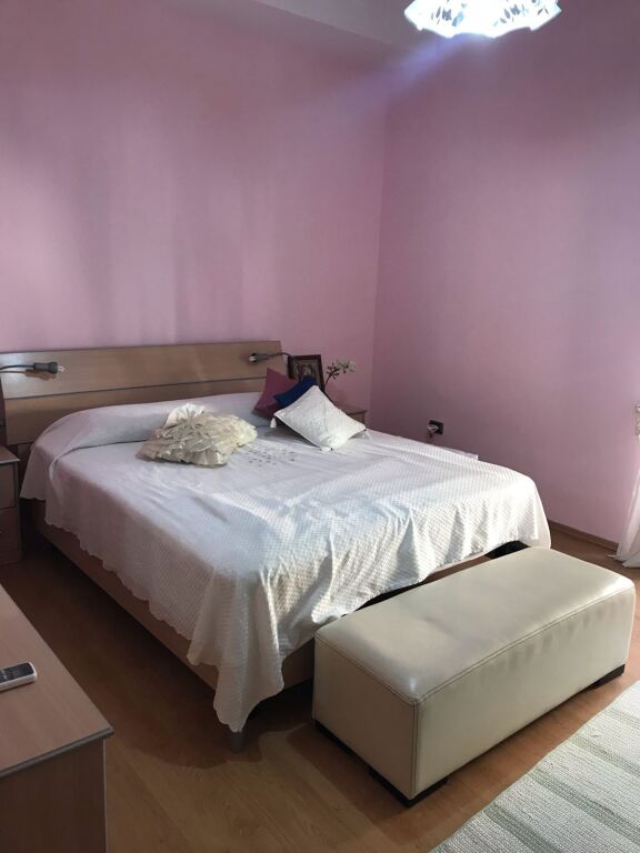 Appartamento 1+1 in vendita Scuola Bajram Curri 95.000 Euro