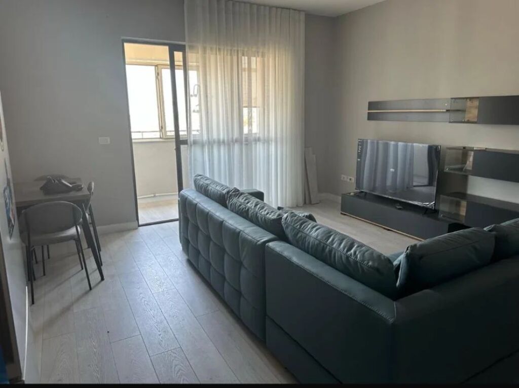 Apartamennt 2+1 per qira Materniteti i Ri !