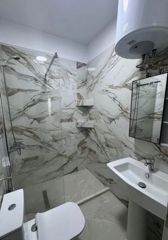 Jepet me qera partament 1+1 te Kodra e Diellit,prane Aldo market