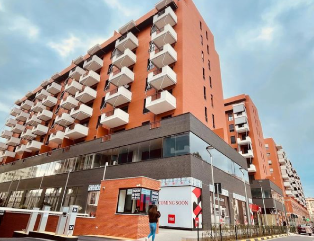 🏢 Jepet me qira ambient biznesi – Delijorgji