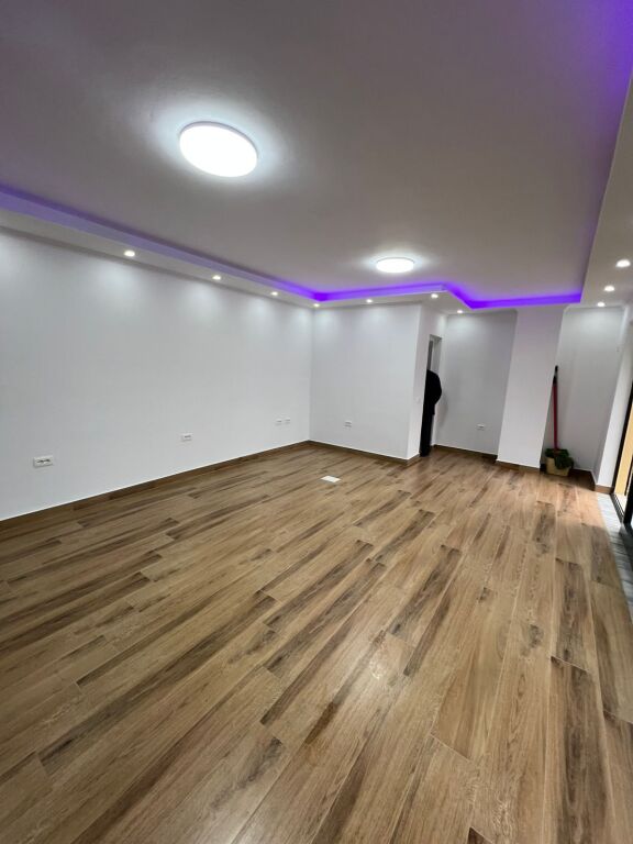 Locale commerciale in affitto