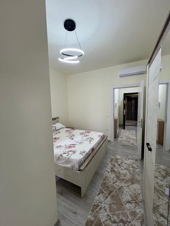 VIA RIZA CEROVA, VENDIAMO APPARTAMENTO 1+1+POSTO AUTO