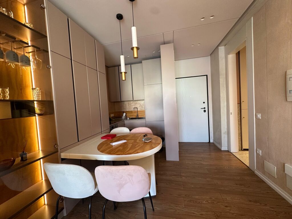 Qera 1+1+post parkimi Rruga e kosovareve.