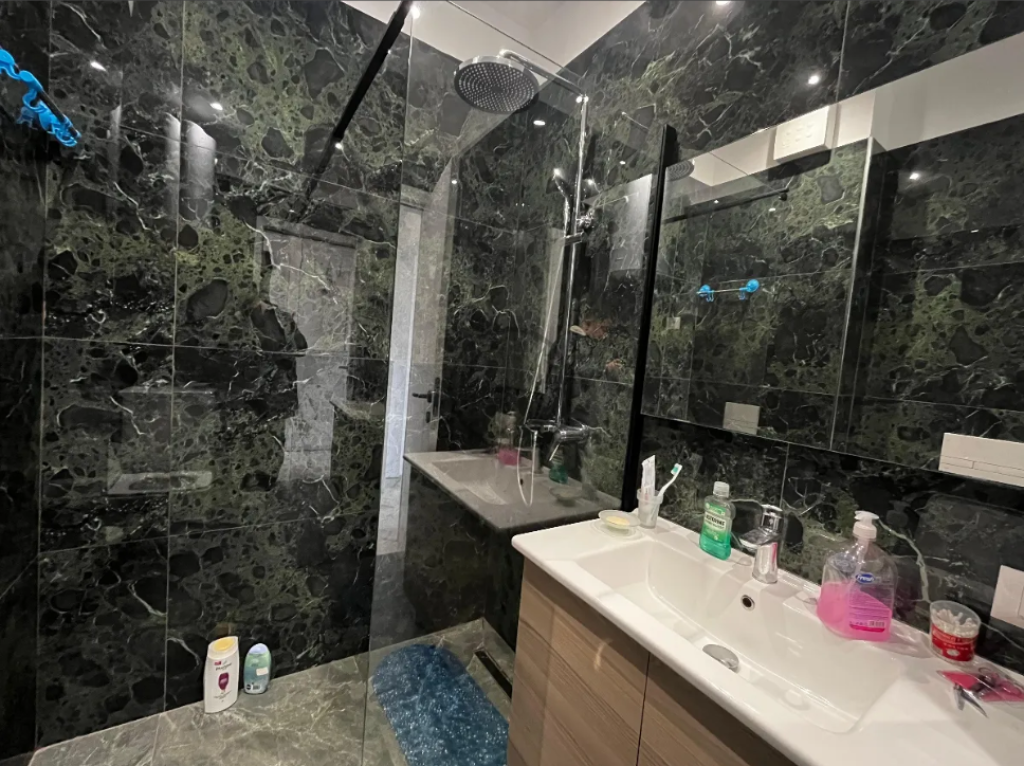 Garsoniere e mobiluar per shitje  – Qerret