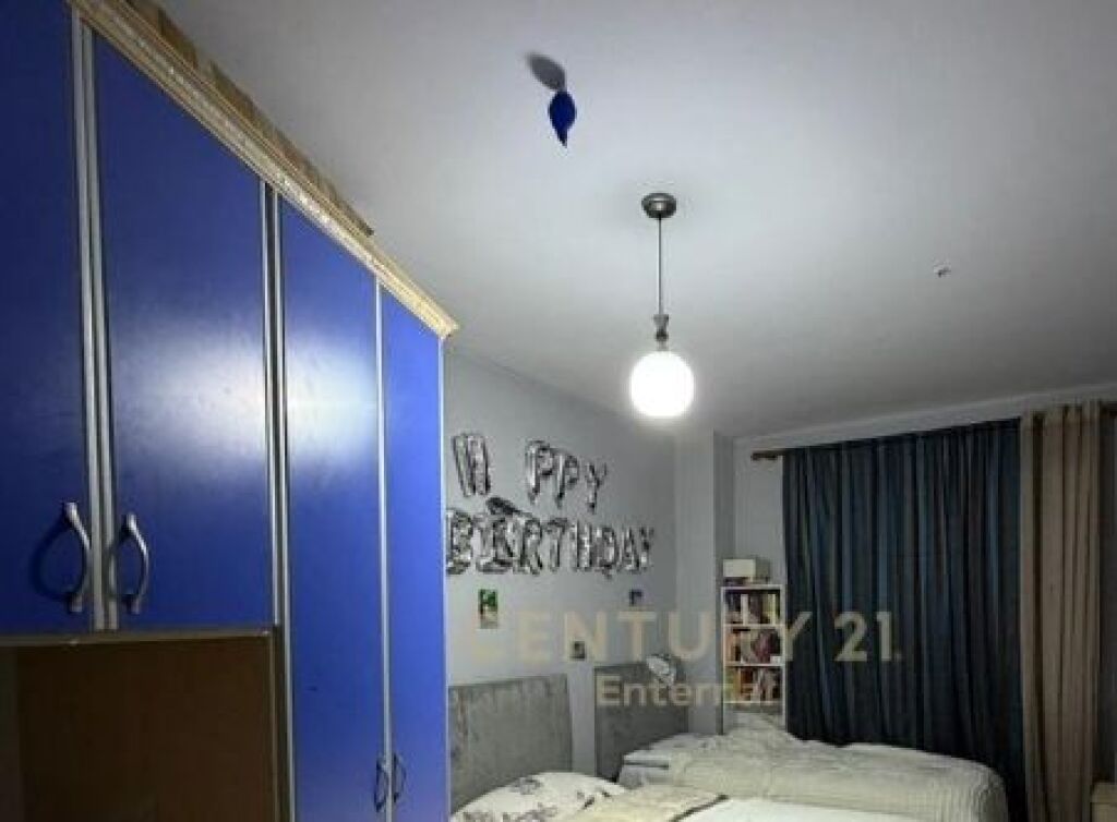 Shitet apartament 3+1+2- hapësirë familjare