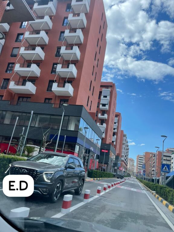 Apartament 2+1+2 shitje tek Kompleksi Delijorgji