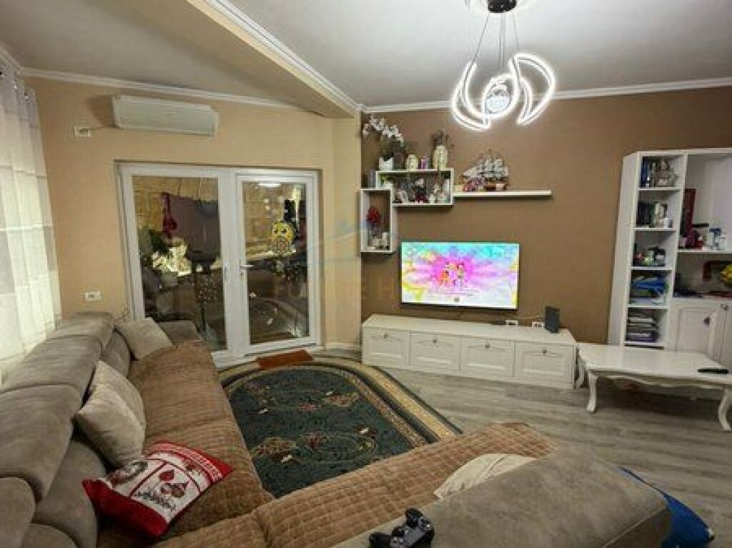 In vendita, Appartamento 2+1+2, Lago Secco, Tirana