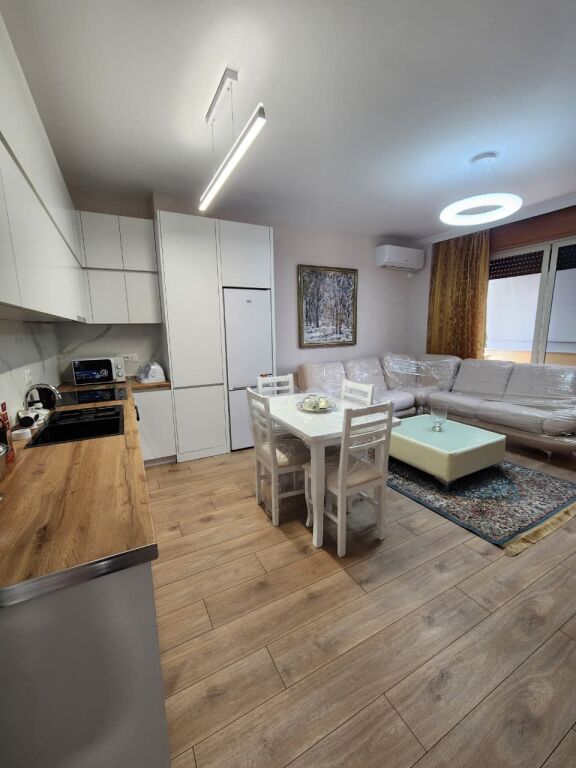 🏠 Me Qera: Apt. 2+1 &amp; 1Ballkon (📍Myslym Shyri - Rr. Islam Alla )✨️ Super vendndodhje || 100% e Re🔥 980€/Muaj 💶