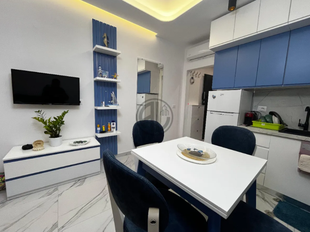 Garsoniere e mobiluar per shitje  – Qerret