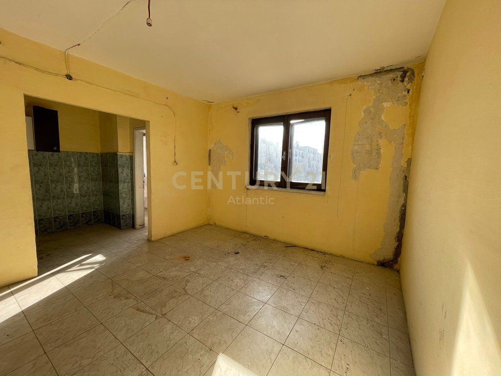 Apartament 1+1 per shitje ne Lagjia 16, Durres!