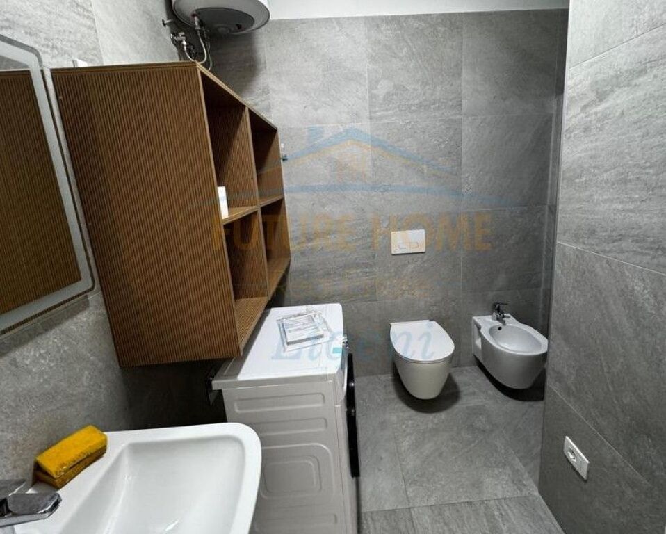 Qera, Apartamenti 2+1+Post Parkimi, Liqeni i Thate, Tiranë.