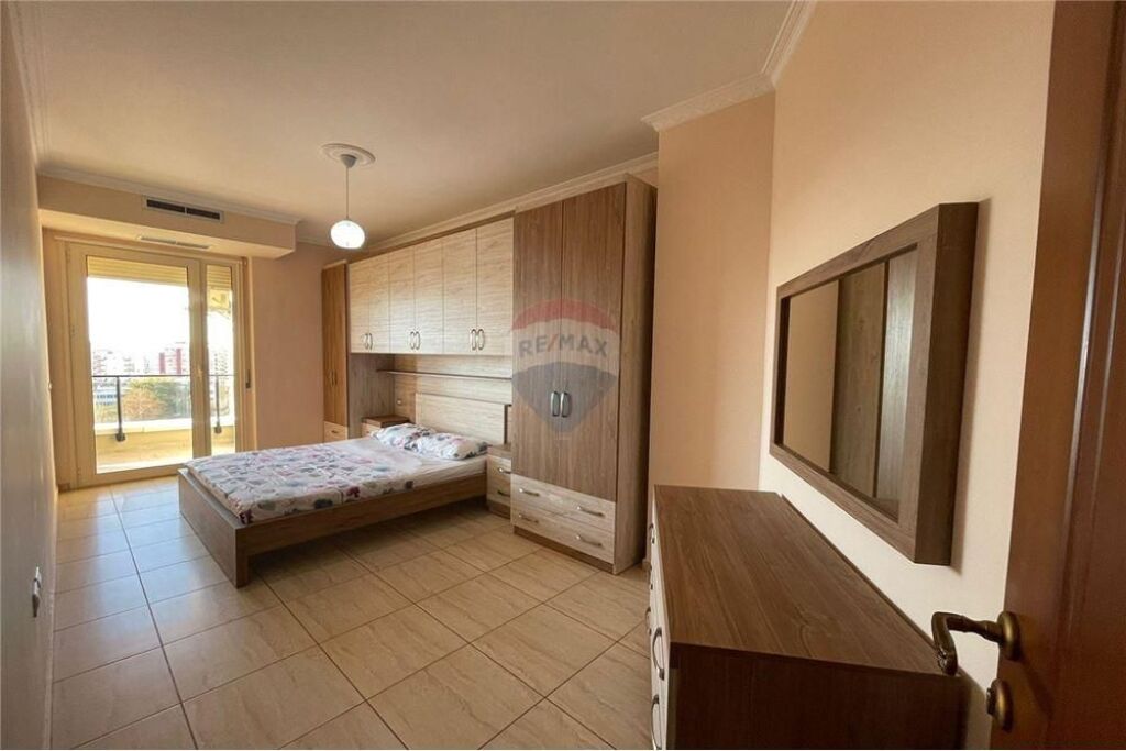 Apartament 2+1 me qera , Skele
