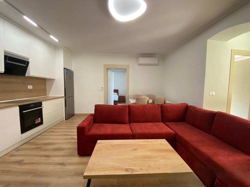 NEAR THE ELECTRIC MARKET WE RENT APARTMENT 1+1+2 ,600 € /Month