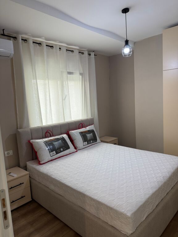 Apartament me qera 2+1 mbrapa Concord,Rruga 5 Maj
