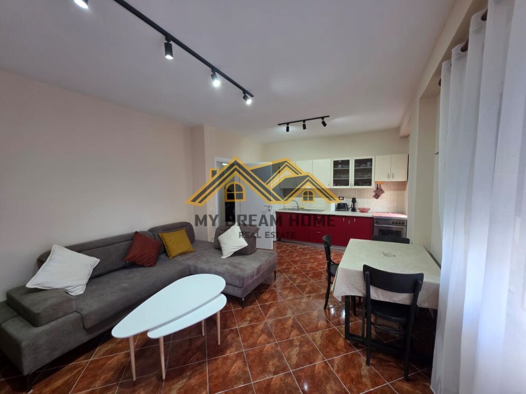 Appartamento 1+1 in Vendita a Shkëmbin e Kavajës, Durrës