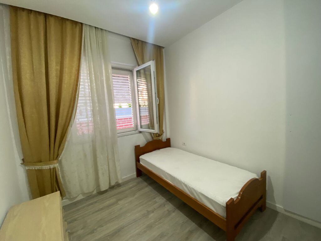 Apartament 2+1 per qira ne Astir !