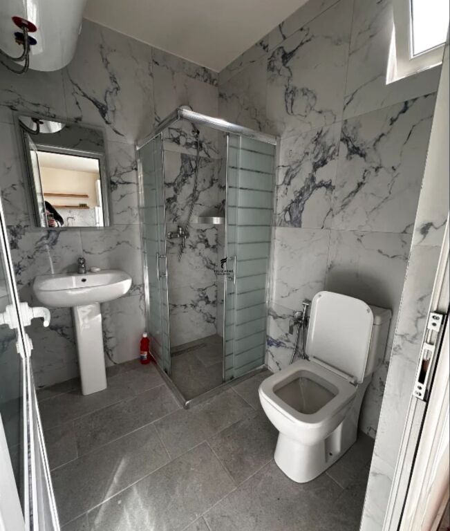 APPARTAMENTO IN AFFITTO 1+1 21 DICEMBRE 55.000 LEKE FH-65580