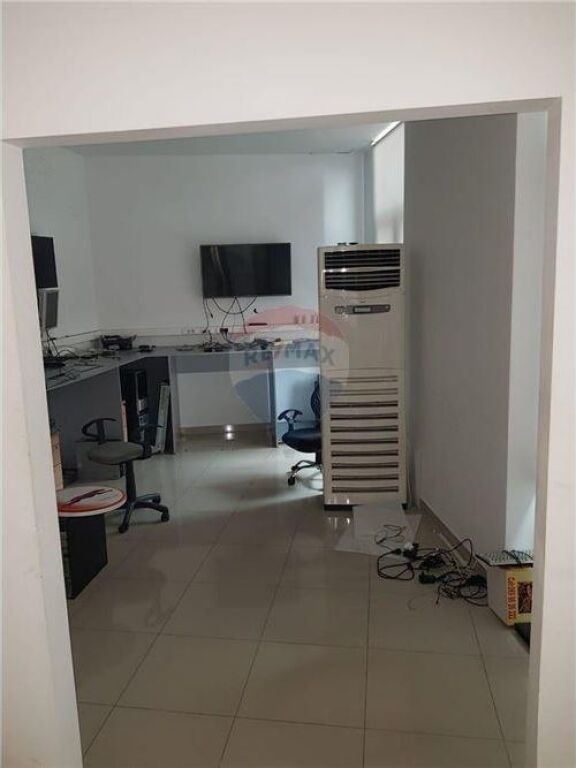 Zyrë - Për Qira - Siri Kodra, Tiranë