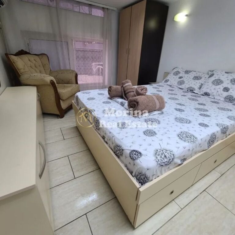 Qera | Apartament 1 + 1 | Rruga 5 Maji | 400 €/muaj