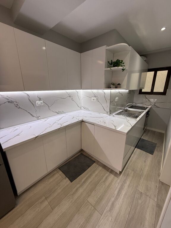 Occasione!! Vendesi appartamento di lusso 2+1 a 21 dicembre (90m netti) 269.000 euro