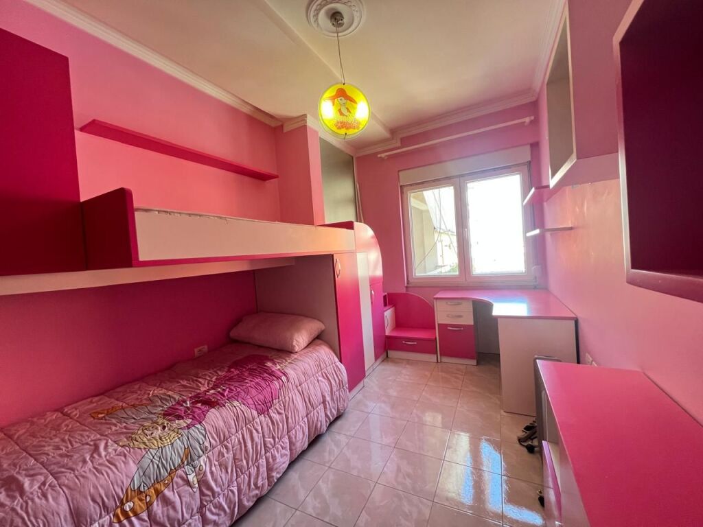 SHITET APARTAMENT 2+1 PRANE DELIJORGJIT