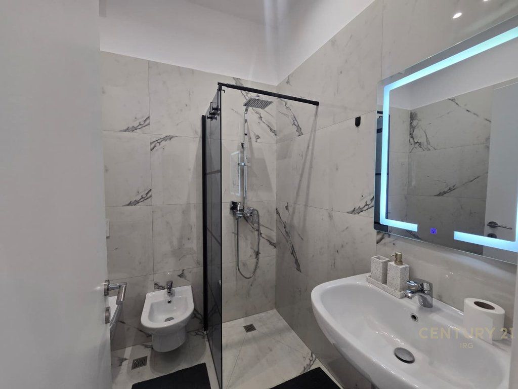 APARTMENT 2+1 FOR RENT AT 'DONIKA CENTER'! 1,100 € /Month Total Area 80m2