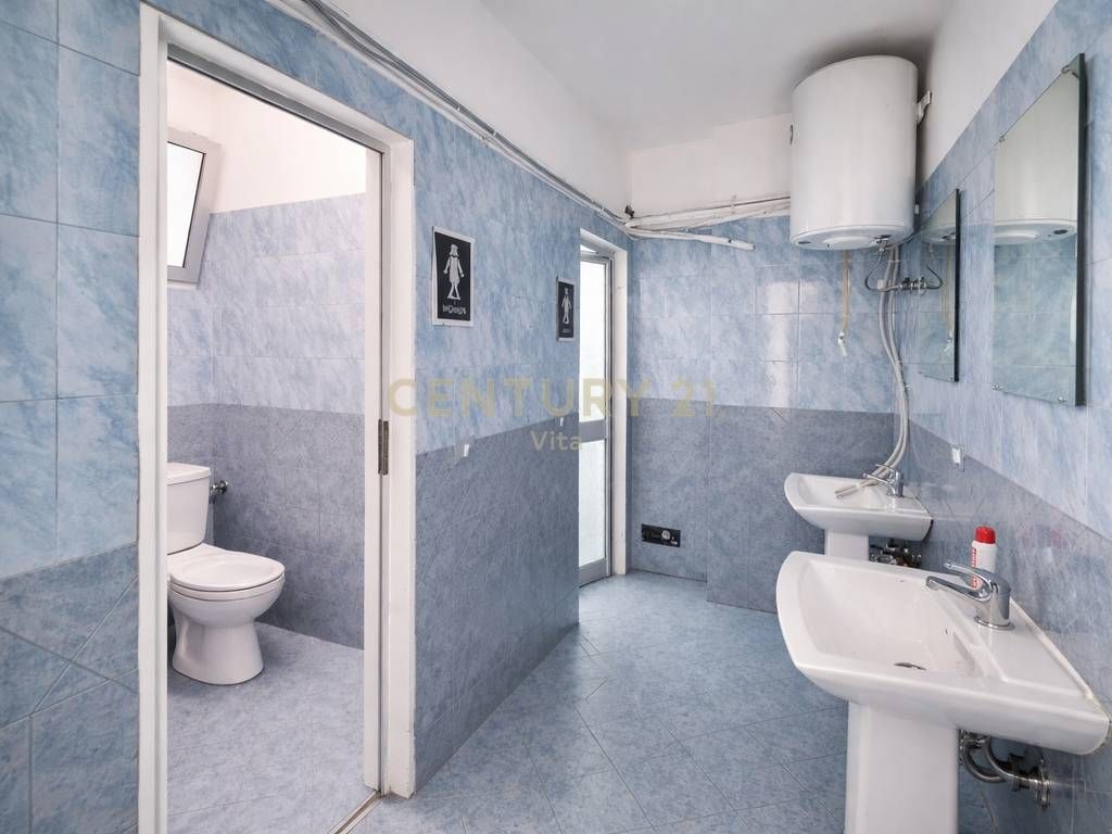 Office Space in the Center of Durrës !