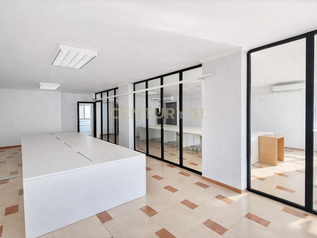 Office Space in the Center of Durrës !