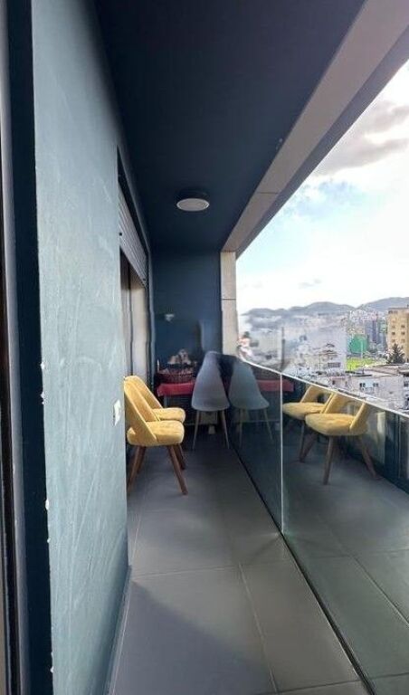 Jepet me qira apartment 1+1+2 ballkone te Ish Shushica, Stadiumi Dinamo