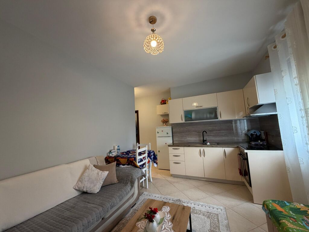 Shitet 1+1 ASTIR BAR OSLO 98.000€