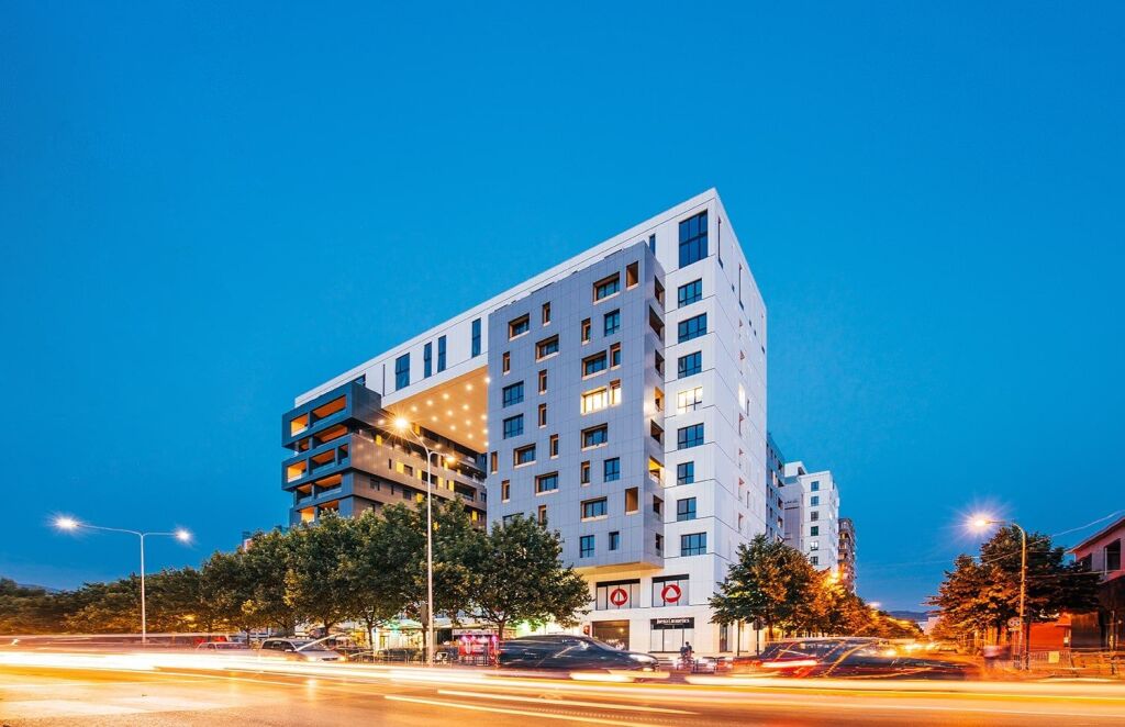 🏡 Shitet apartament 1+1 te Kompleksi Square 21, Rruga e Kavajes