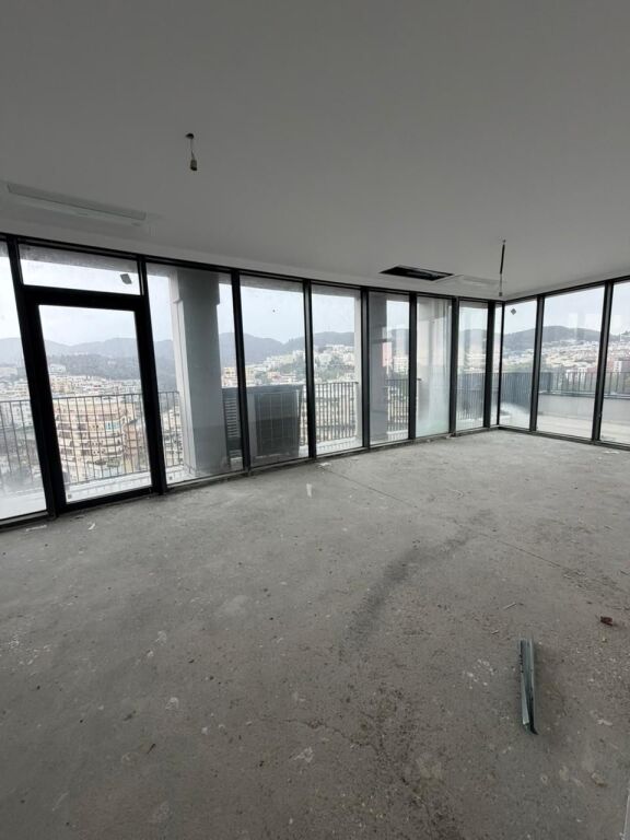 🏡 Shitet apartament  2+1+Post Parkimi te Lake View Residence