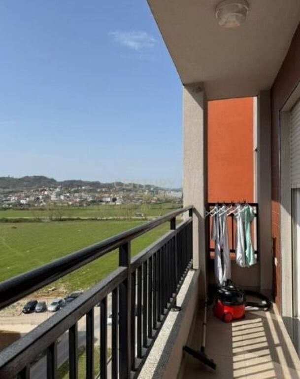 Apartament 2+1+2 për shitje